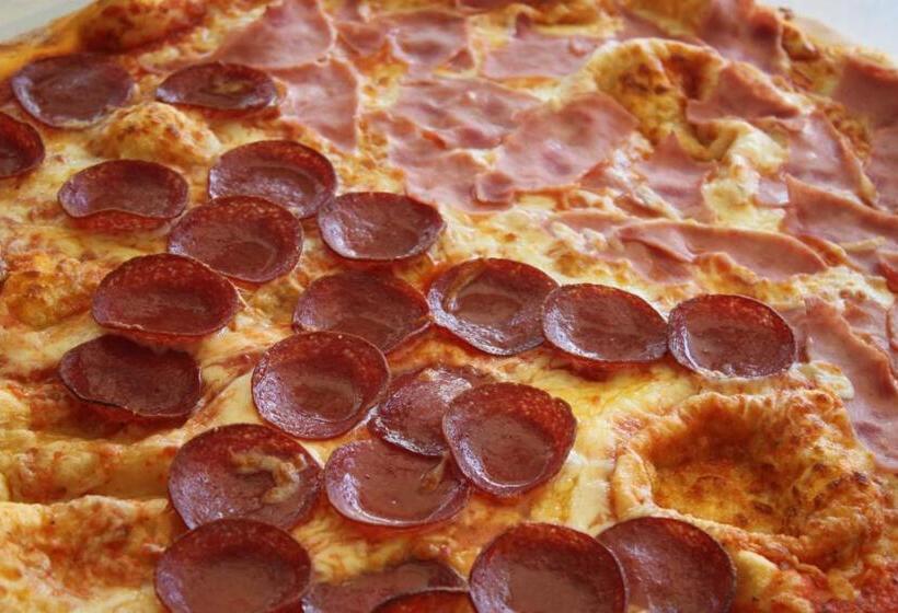 Отель Al Faro Lodge Am See