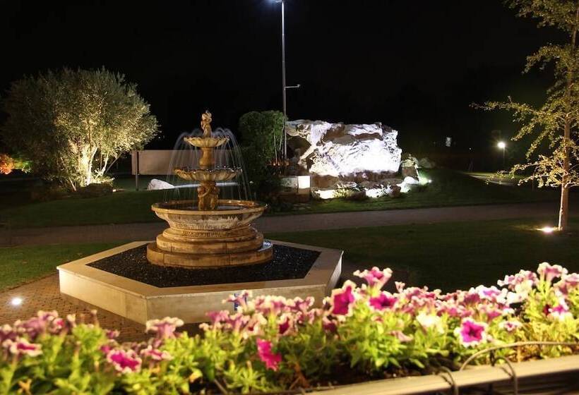 Отель Albergo Aurora