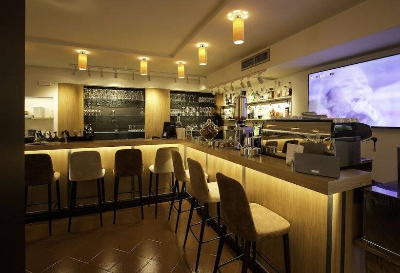 호텔 Albergo Del Chianti