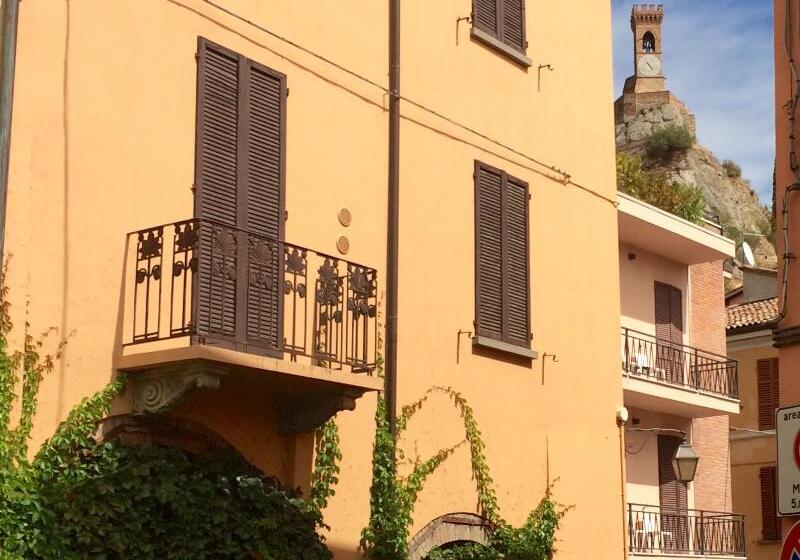 ホテル Albergo La Rocca