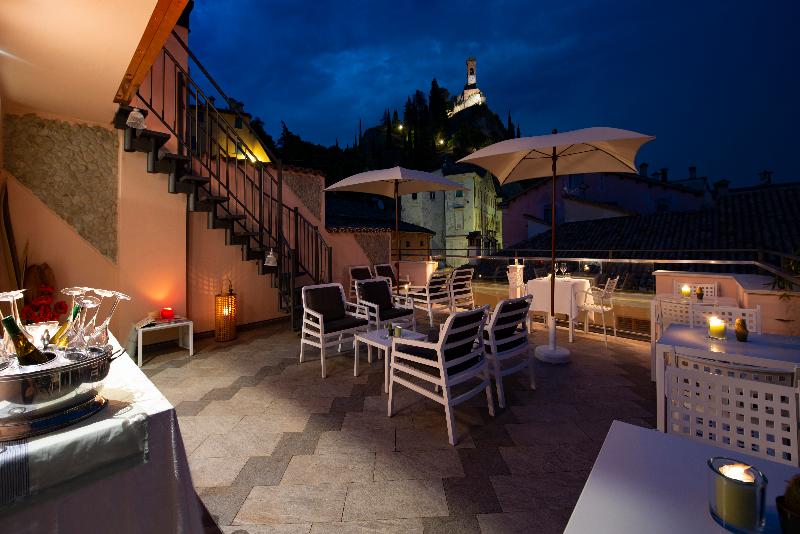 هتل Albergo La Rocca