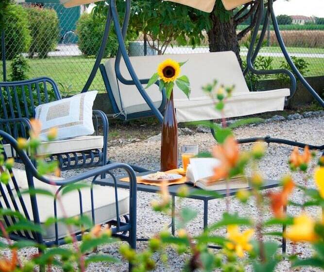 فندق Alla Corte Del Picchio Room & Breakfast