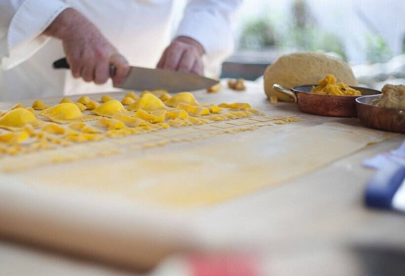 בית מלון כפרי Antica Corte Pallavicina Relais