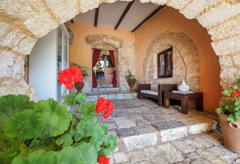 Отель Antica Masseria Rottacapozza