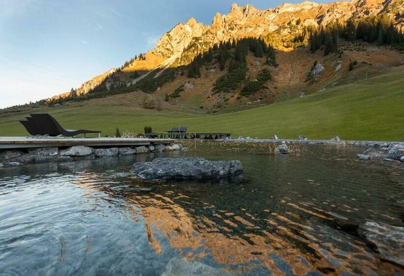 ホテル Arlberg Stuben  Das Kleine, Feine