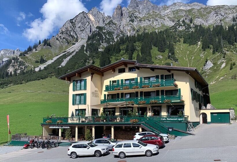 ホテル Arlberg Stuben  Das Kleine, Feine