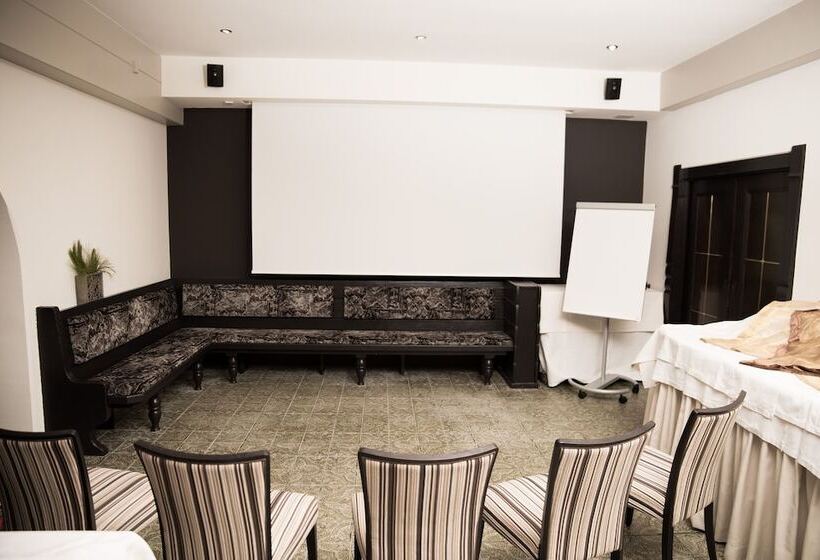 ホテル Arlberg Stuben  Das Kleine, Feine