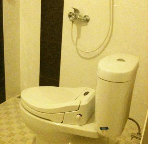 בית מלון כפרי Aroma Inn Pontianak