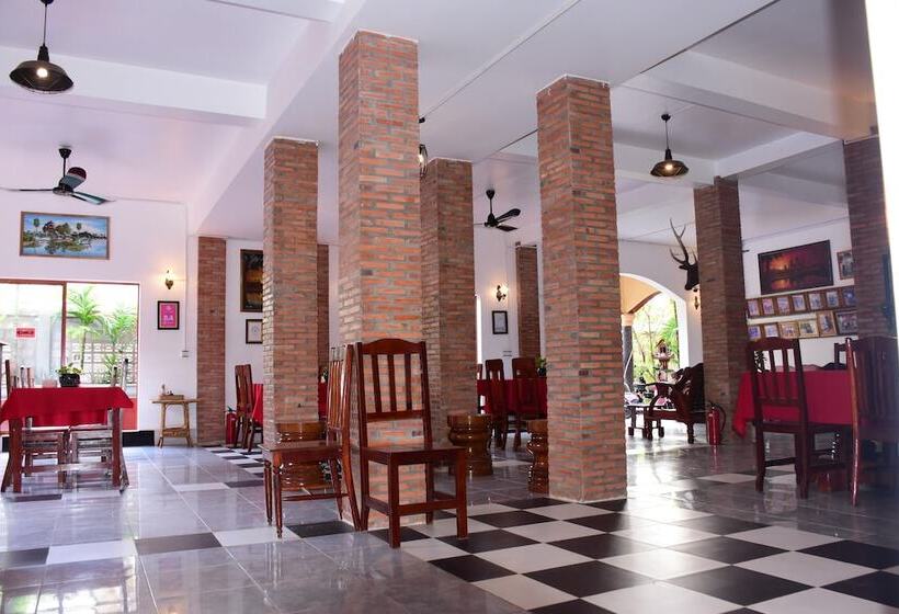 هتل Bou Savy Guesthouse