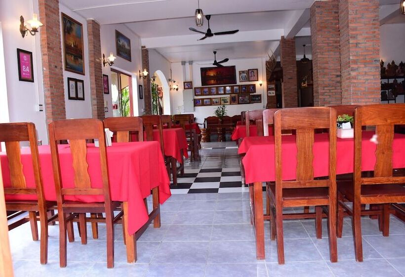 ホテル Bou Savy Guesthouse