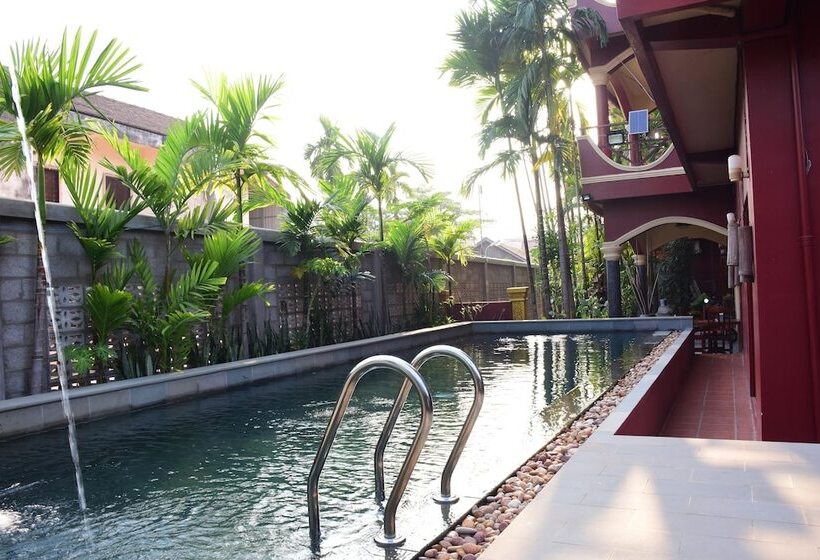 ホテル Bou Savy Guesthouse