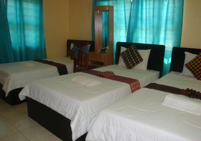 ホテル Bou Savy Guesthouse