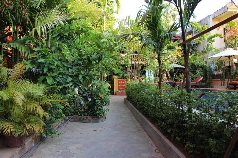 ホテル Bou Savy Guesthouse