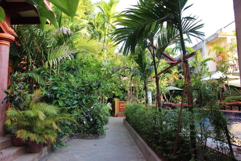 هتل Bou Savy Guesthouse