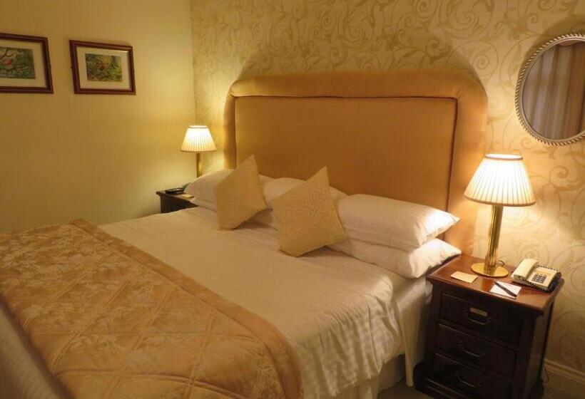 酒店 Brook Manor Lodge