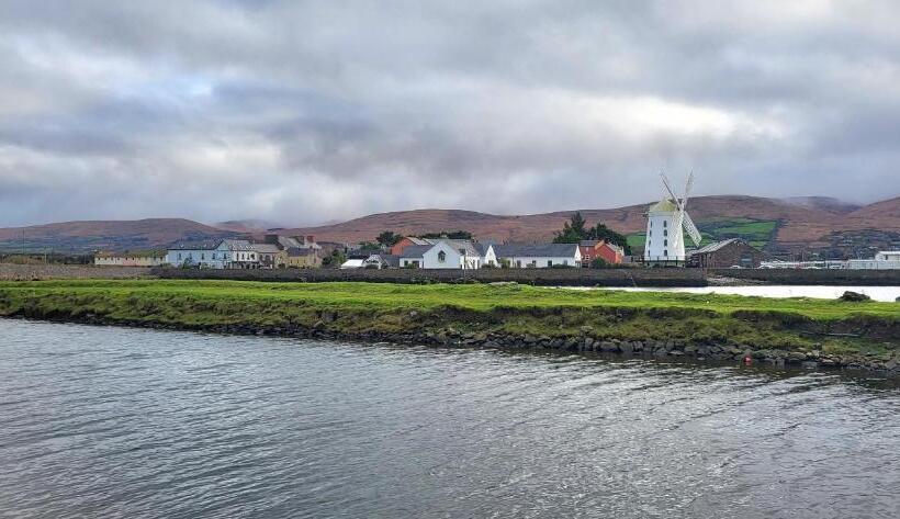 酒店 Brook Manor Lodge