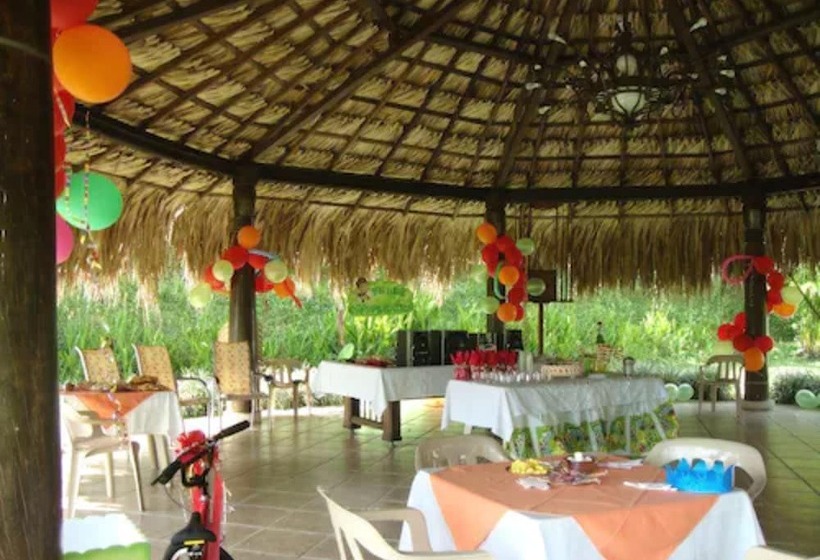 فندق Campestre La Navarra