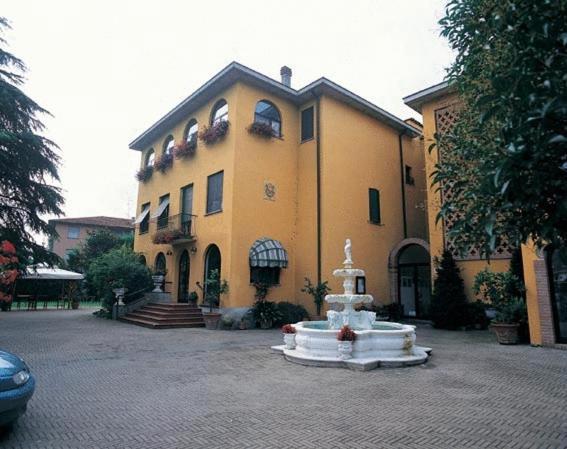 هتل Cavalieri