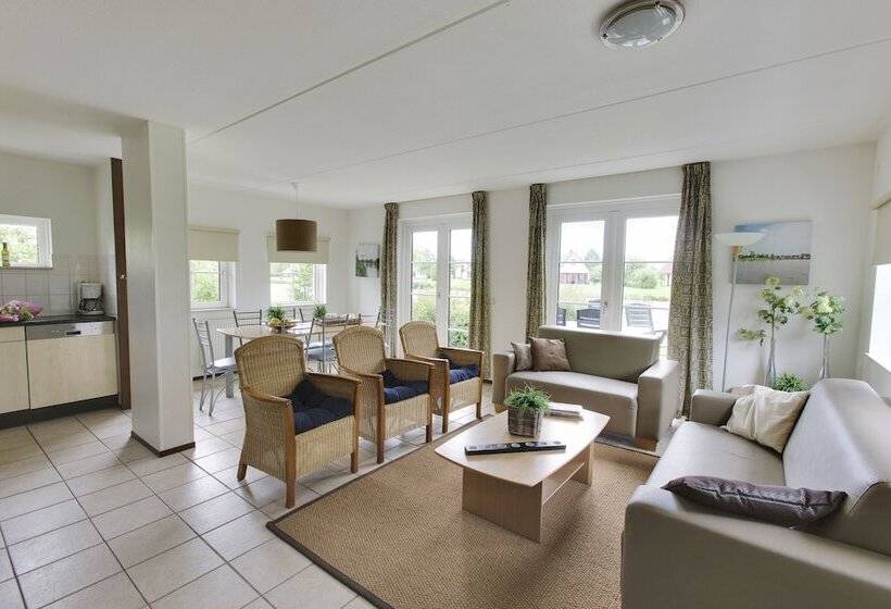 هتل Center Parcs Sandur Emmen