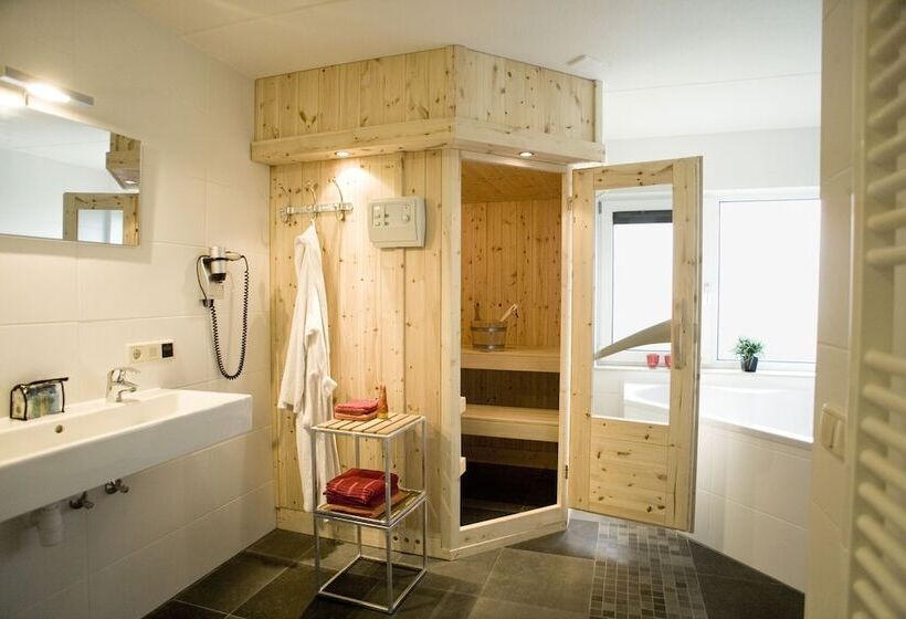 هتل Center Parcs Sandur Emmen