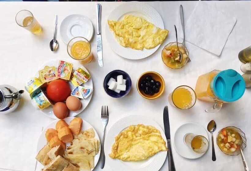 ホテル Chez Youssef