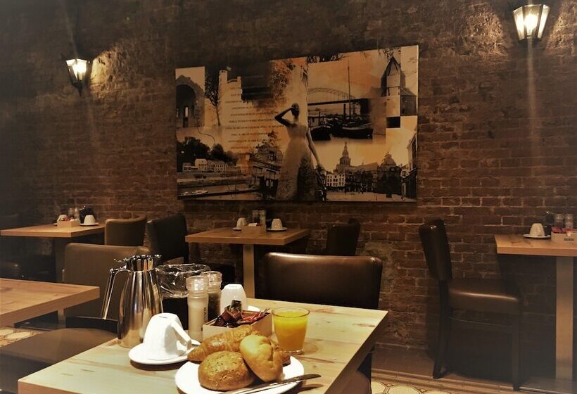 هتل Courage Nijmegen