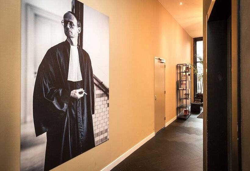 Court Hotel Utrecht City Centre