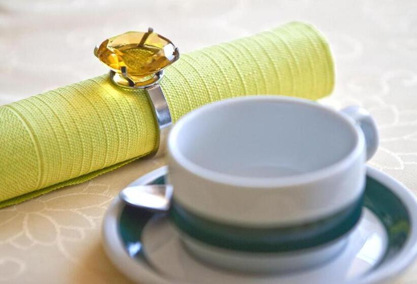 호텔 Das Mittelpunkt