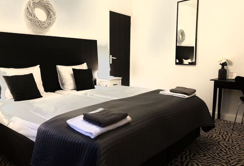 בית מלון כפרי De Kroon