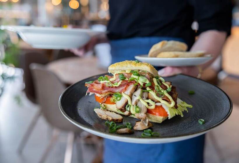 酒店 De Walvisvaarder