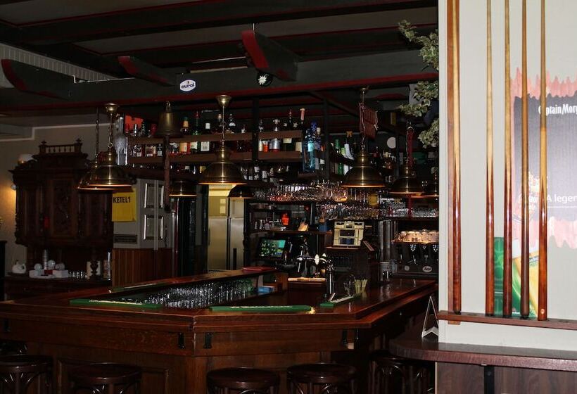 ホテル Eetcafé D Olde Heerd