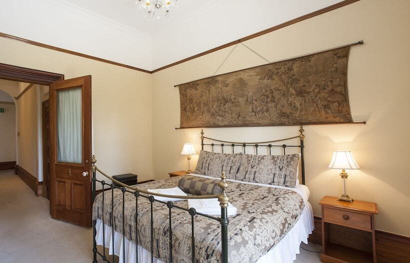 هتل Fellworth House For Solo Travellers