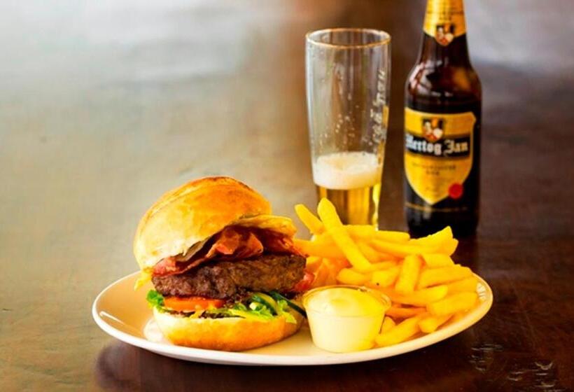 Hajé Waterlodge En Hotel Ark De Aalscholver