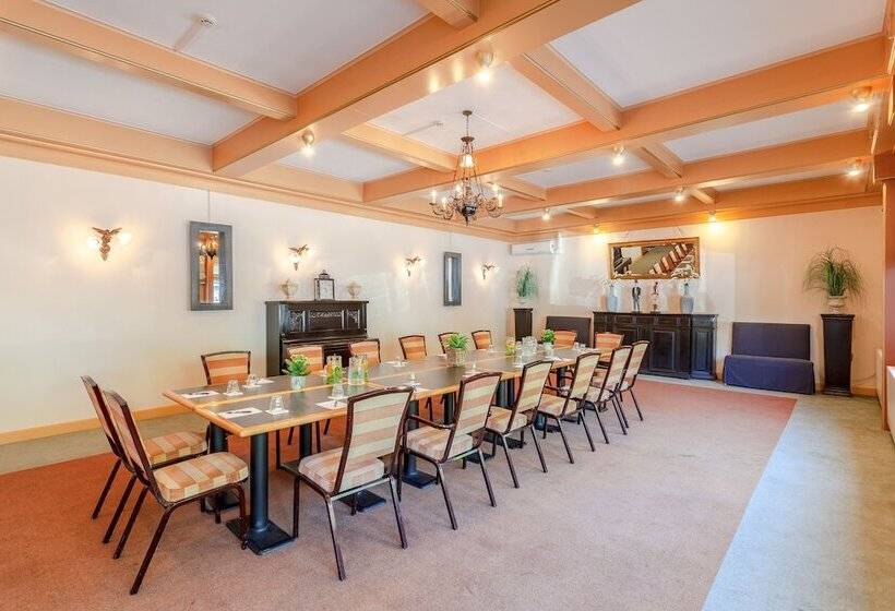 فندق Harteluk Joure