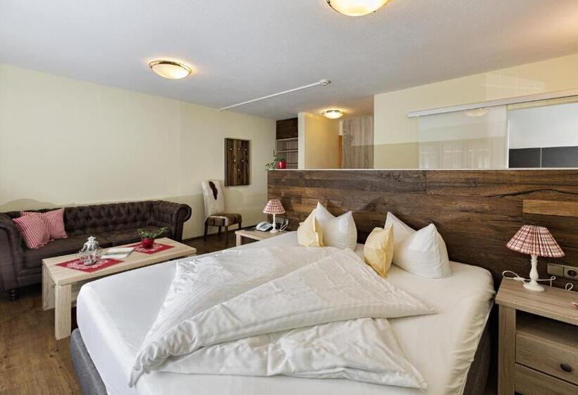 فندق Haller S Post