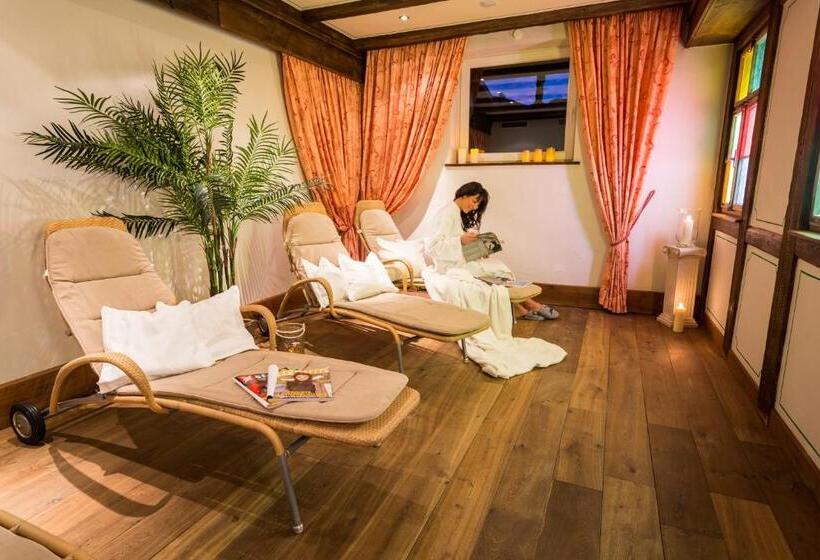 فندق Haller S Post