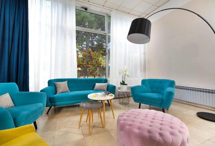 בית מלון כפרי Hvar