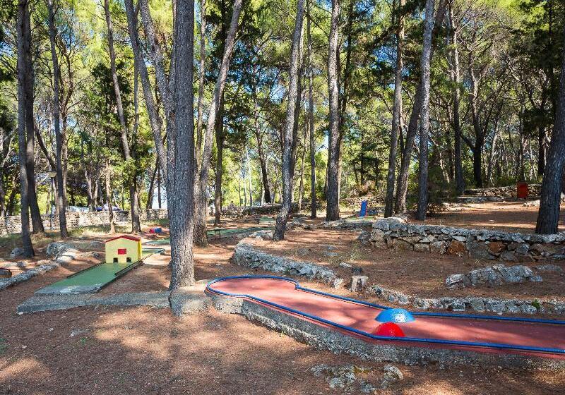 בית מלון כפרי Hvar