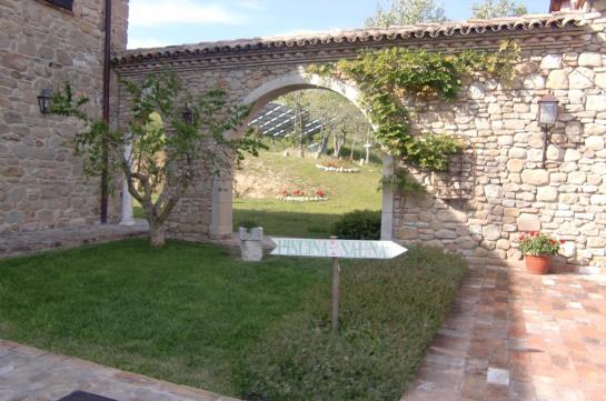 فندق I Quattro Passeri Country House