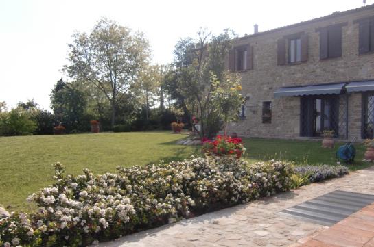 فندق I Quattro Passeri Country House