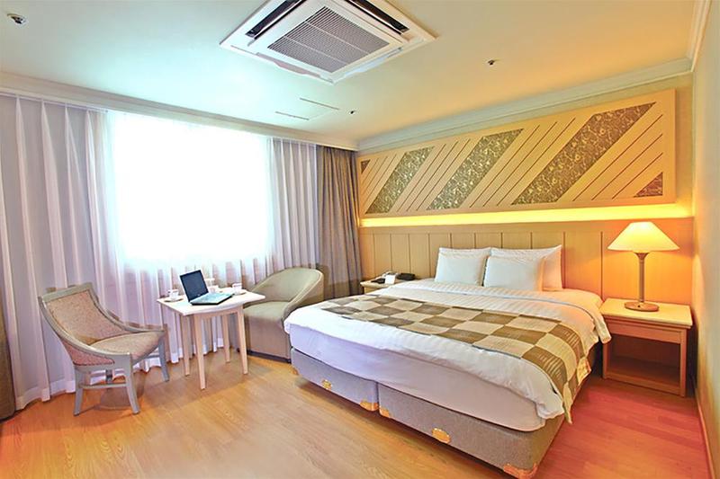 Отель International Changwon