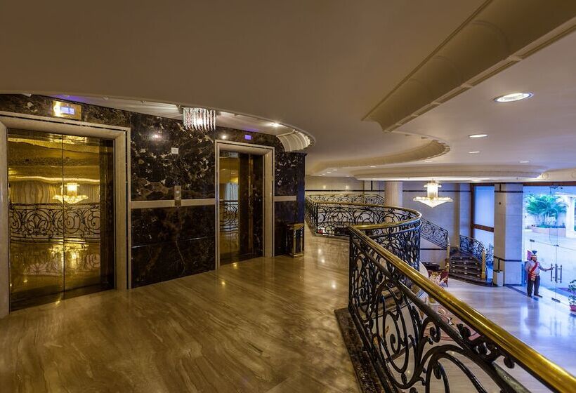 فندق Le Royal Park