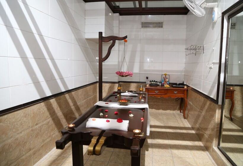 فندق Le Royal Park