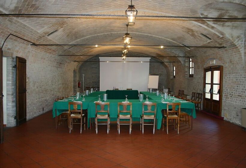 فندق Locanda Del Lupo