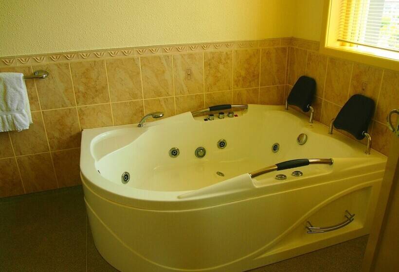 Отель Manor Views Nz