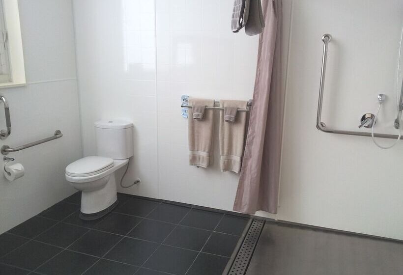 Отель Manor Views Nz