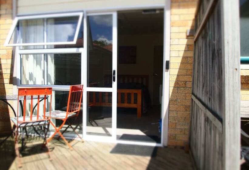 Отель Manor Views Nz