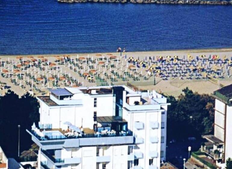 בית מלון כפרי Mirage