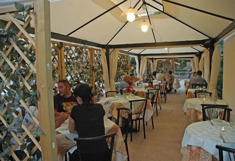 בית מלון כפרי Mirage