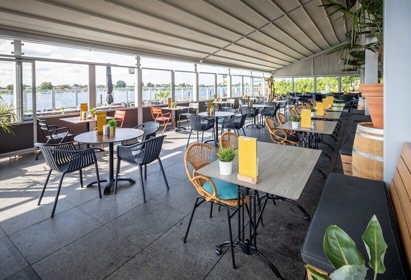 בית מלון כפרי Moeke Mooren